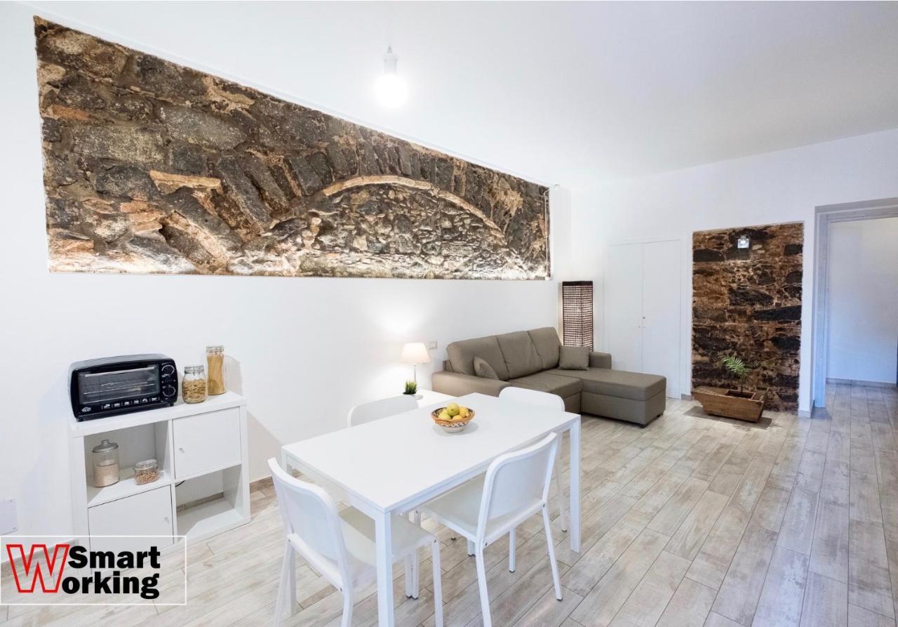 Apollo Home Catania Luaran gambar