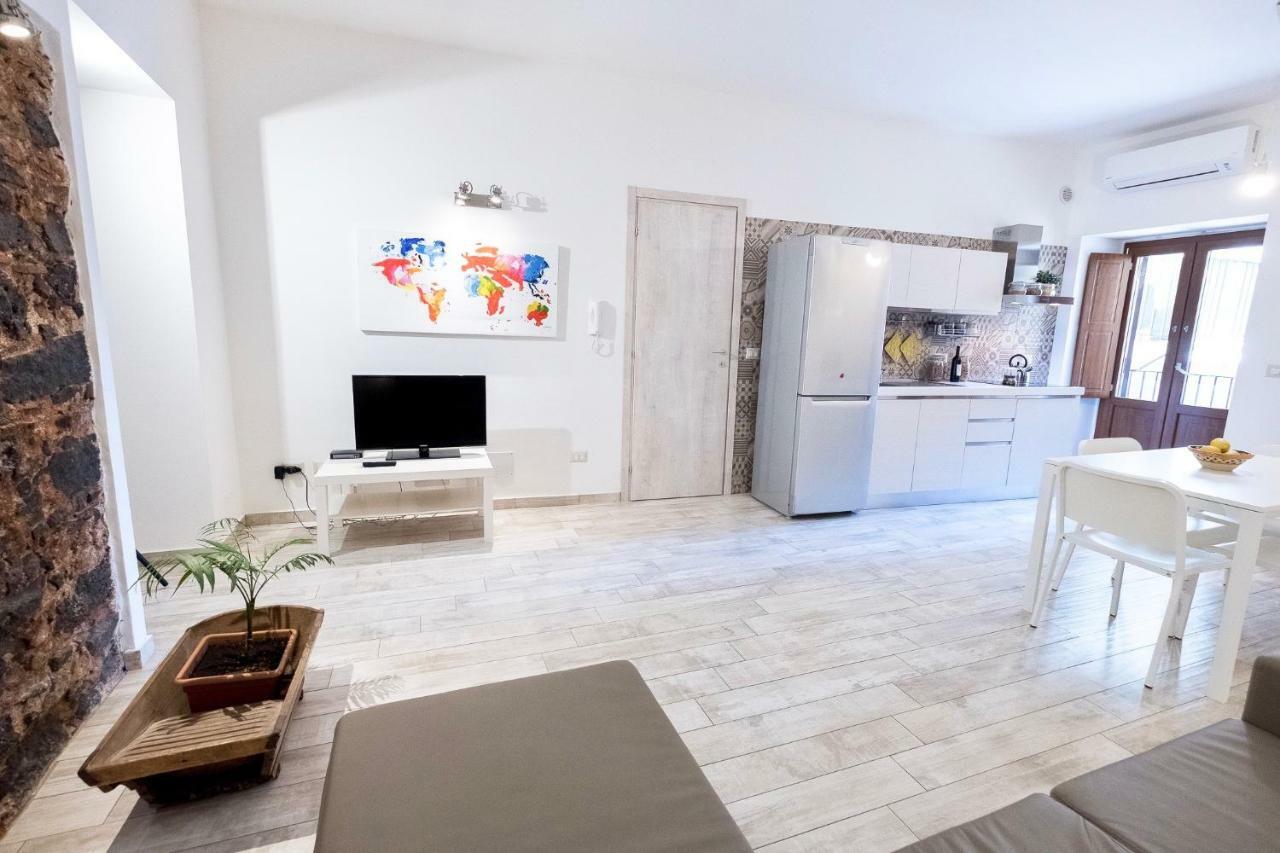 Apollo Home Catania Luaran gambar