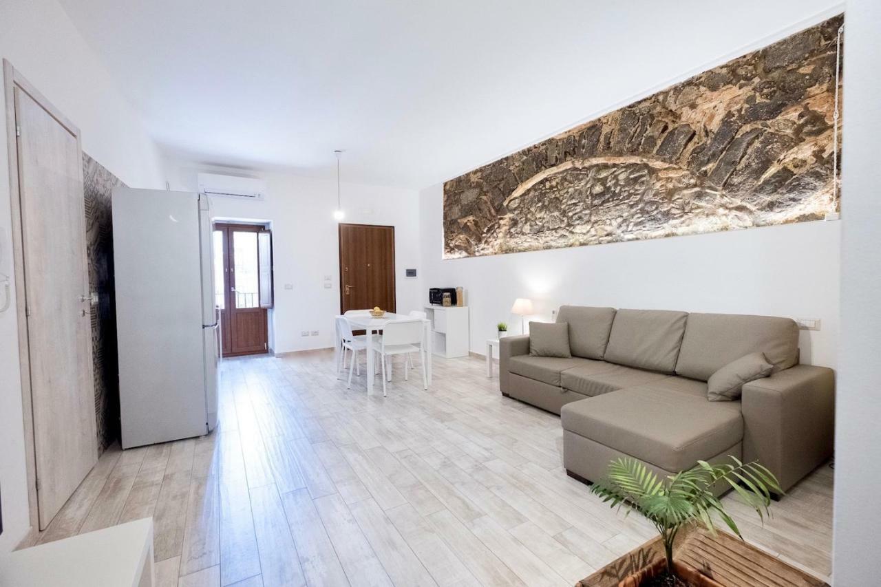 Apollo Home Catania Luaran gambar