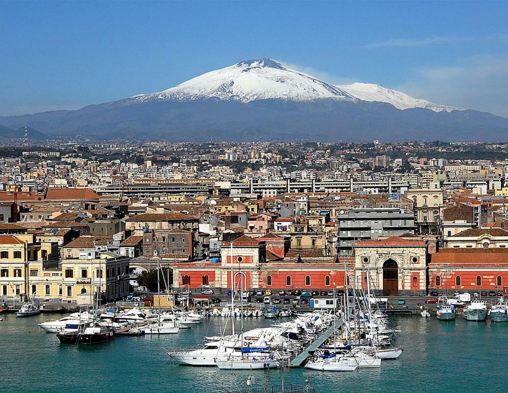 Apollo Home Catania Luaran gambar